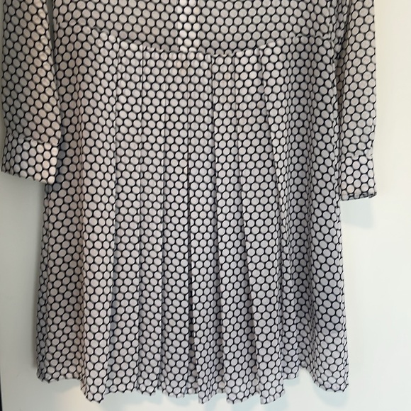 Michael Kors black and white Shirt Dress with box pleats - Picture 7 of 7